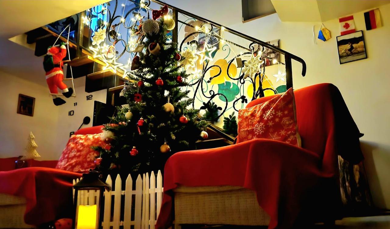 Happy Pandasn12 Hotel Bordzjomi Buitenkant foto
